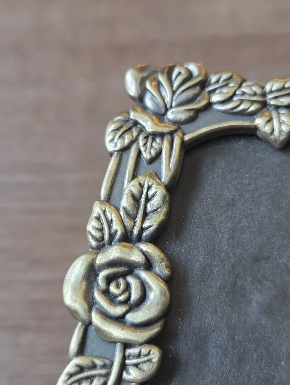 Small Vintage Bronze Gold Victorian Style Roses Ornate Picture Frame. Has glass